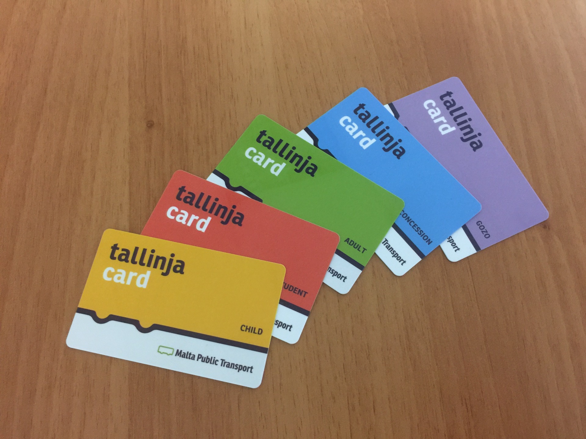 Buskaarten in Malta, vraag altijd een Adult aan!