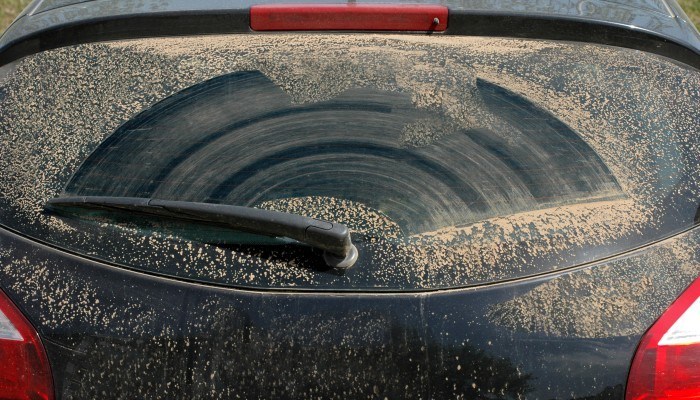 Zand regen komt altijd e dag nadat je je auto hebt gewassen!