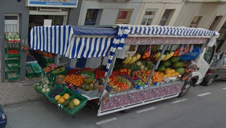 Straatkraam Groente en Fruit