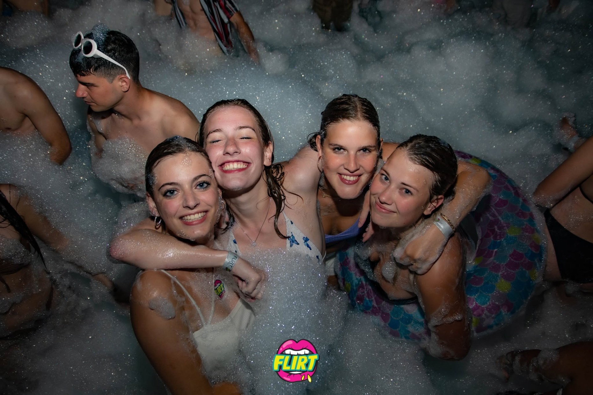 Flirt Foam Party