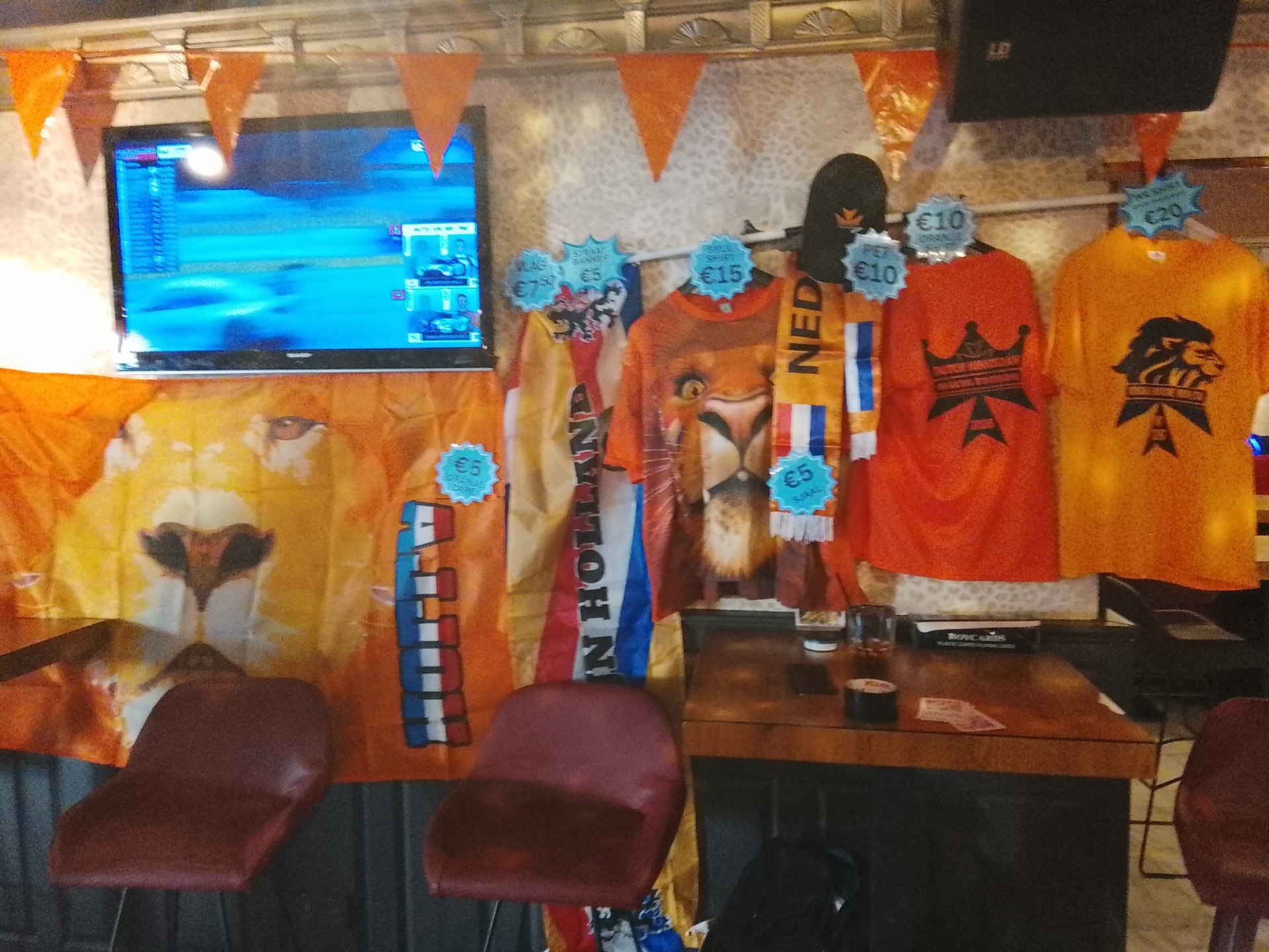 Oranje-artikelen